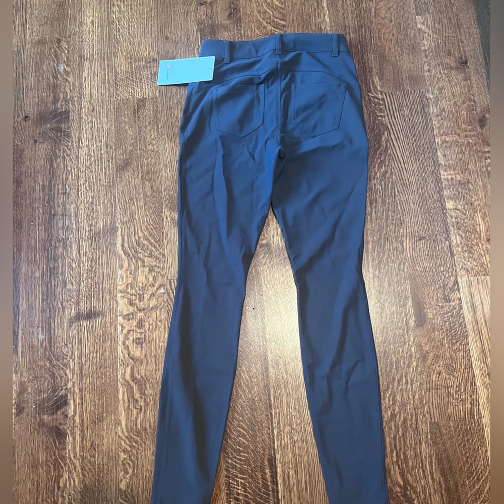Brand New Lulu Lemon women’s golf pants